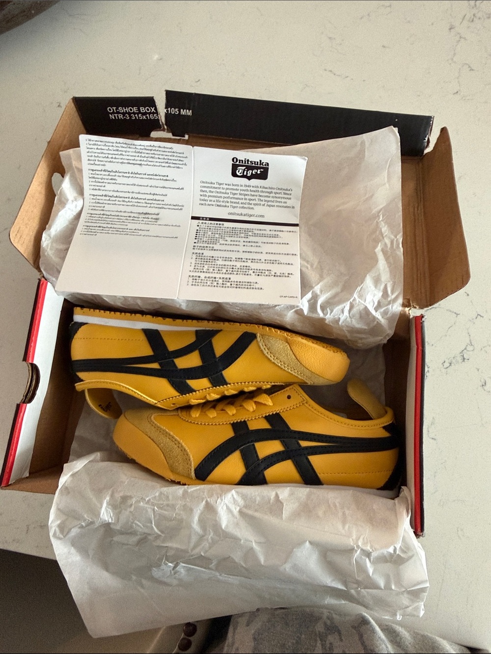 Onitsuka Tiger Sneakers